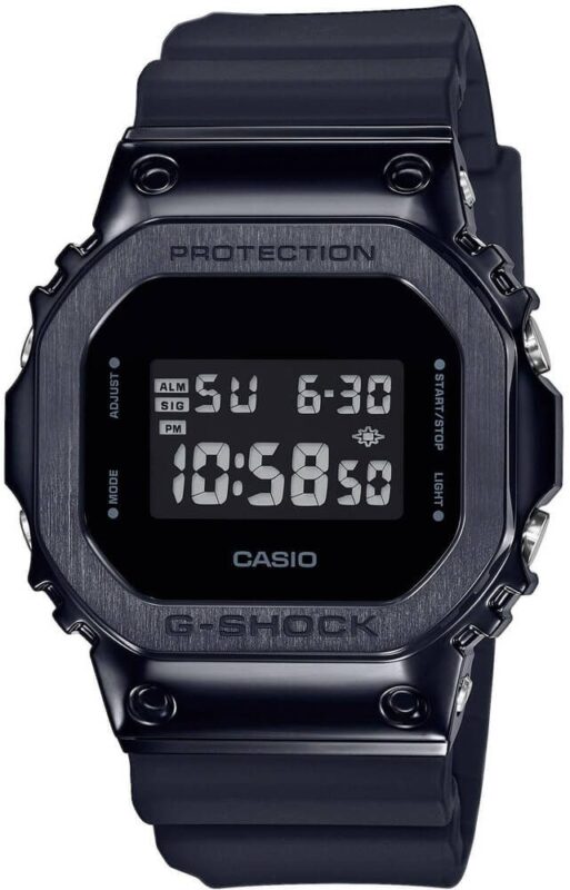 Női karóra Casio G-Shock GM-5600B-1ER - Nem: férfi